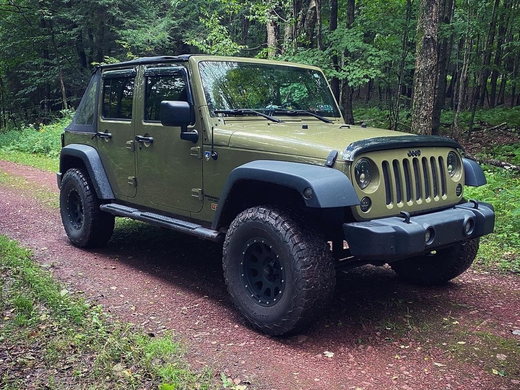 Raxiom Headlight Anti-Flicker Harness (07-18 Jeep Wrangler JK)