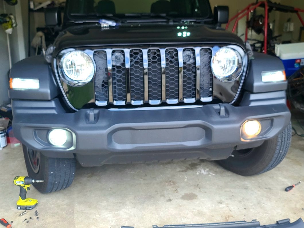 Raxiom Axial Series Stage 1 LED Fog Light Bulbs; H16 (20-25 Jeep Gladiator JT Overland, Sport)