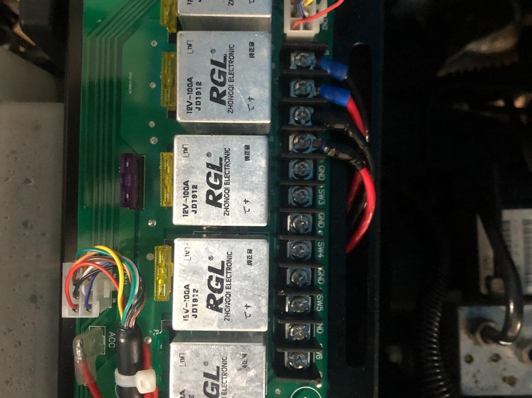 Raxiom Control Box with Switch Panel (07-18 Jeep Wrangler JK)