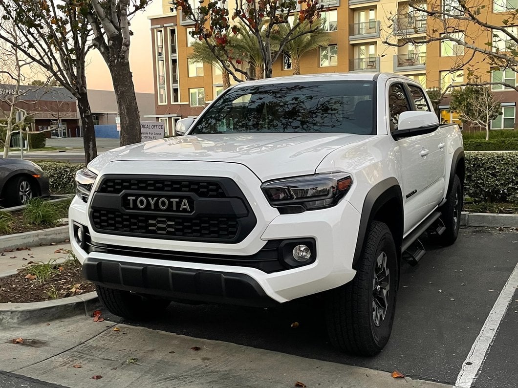 Raxiom LED Headlights; Black Housing; Clear Lens (16-23 Tacoma w/ Factory Halogen DRL)
