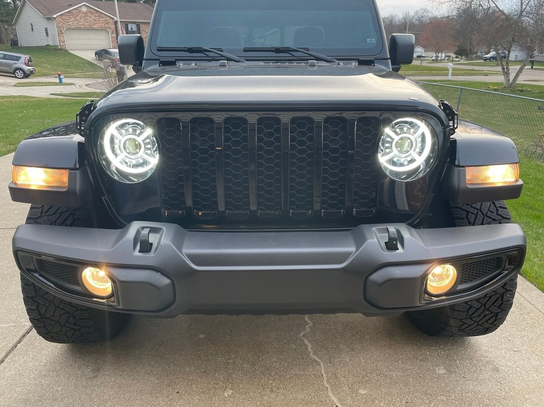 Raxiom 9-Inch LED Headlights with DRL and Halo; Black Housing; Clear Lens (20-25 Jeep Gladiator JT)