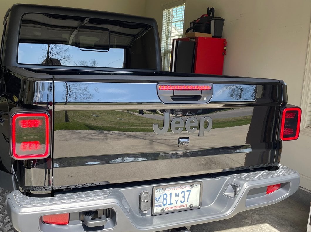 Raxiom LED Tail Lights; Black Housing; Smoked Lens (20-25 Jeep Gladiator JT w/ Factory Halogen Tail Lights & w/o Blind Spot Detection))