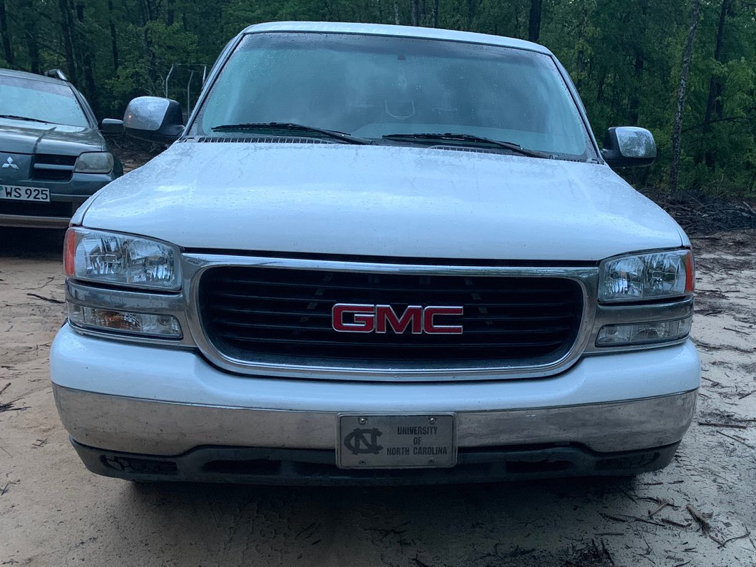 Raxiom Axial Series OEM Style Crystal Replacement Headlights; Chrome Housing; Clear Lens (99-06 Sierra 1500)
