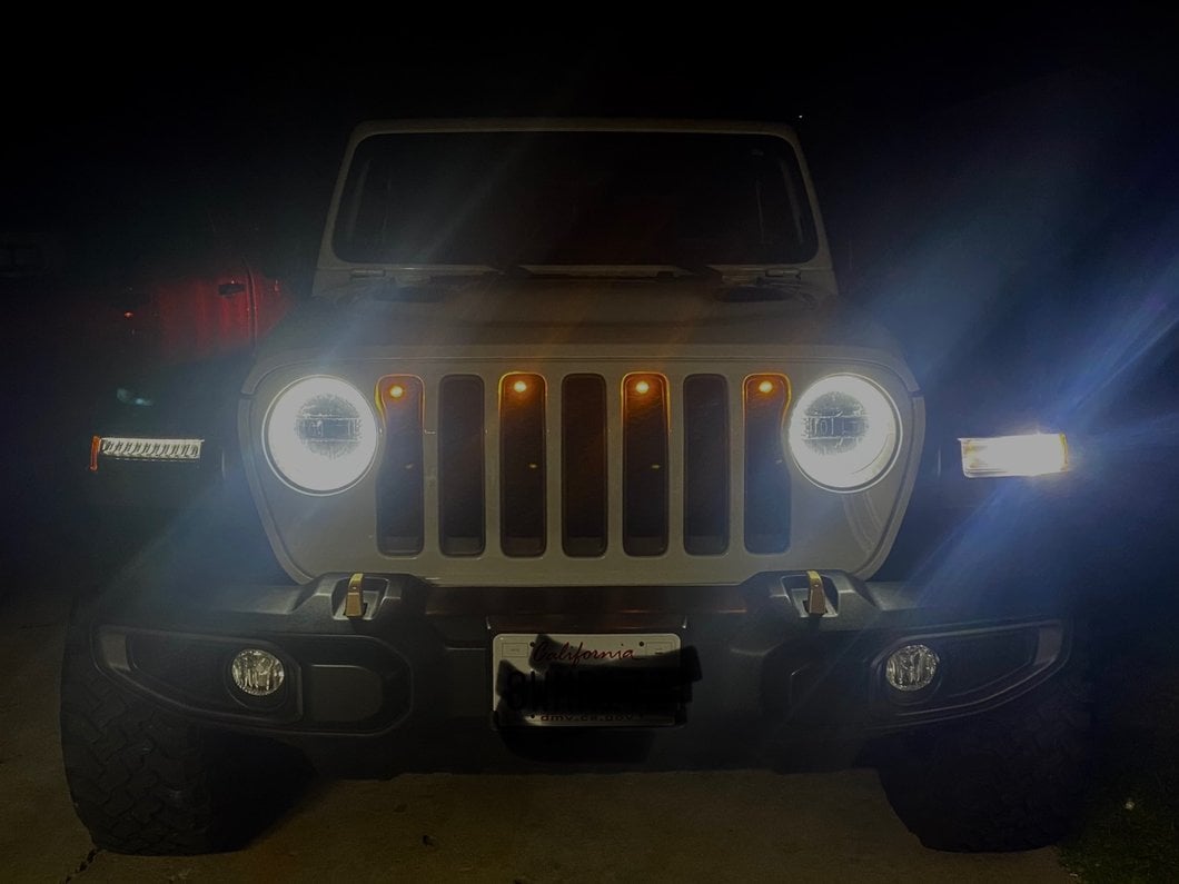 Raxiom Axial Series Sequential Turn Signal LED Side Marker Lights (18-25 Jeep Wrangler w/ Factory LED Light Package)