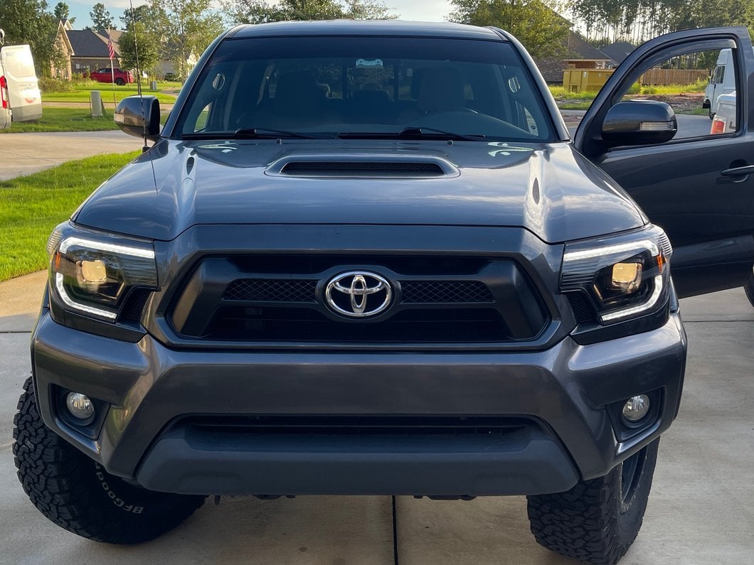 Raxiom Axial Series Switchback Projector Headlights; Black Housing; Clear Lens (12-15 Tacoma)