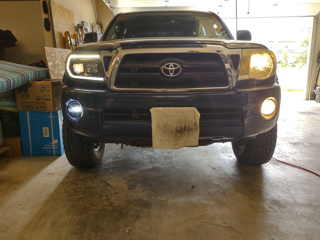 Raxiom Axial Series Switchback Projector Headlights; Black Housing; Clear Lens (05-11 Tacoma)