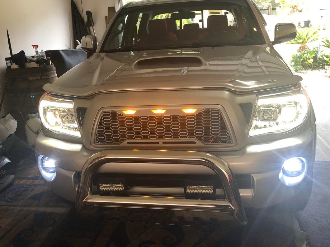 Raxiom Axial Series Switchback Projector Headlights; Chrome Housing; Clear Lens (05-11 Tacoma)