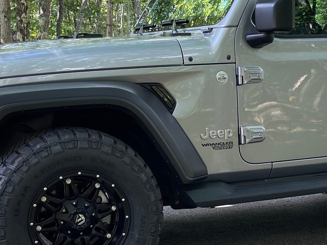 Raxiom Axial Series Fender Vent LED Light (18-25 Jeep Wrangler JL)