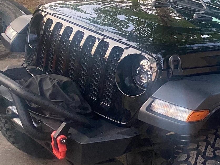 Raxiom Axial Series 7-Inch LED Daymaker Headlights; Black Housing; Clear Lens (20-25 Jeep Gladiator JT)