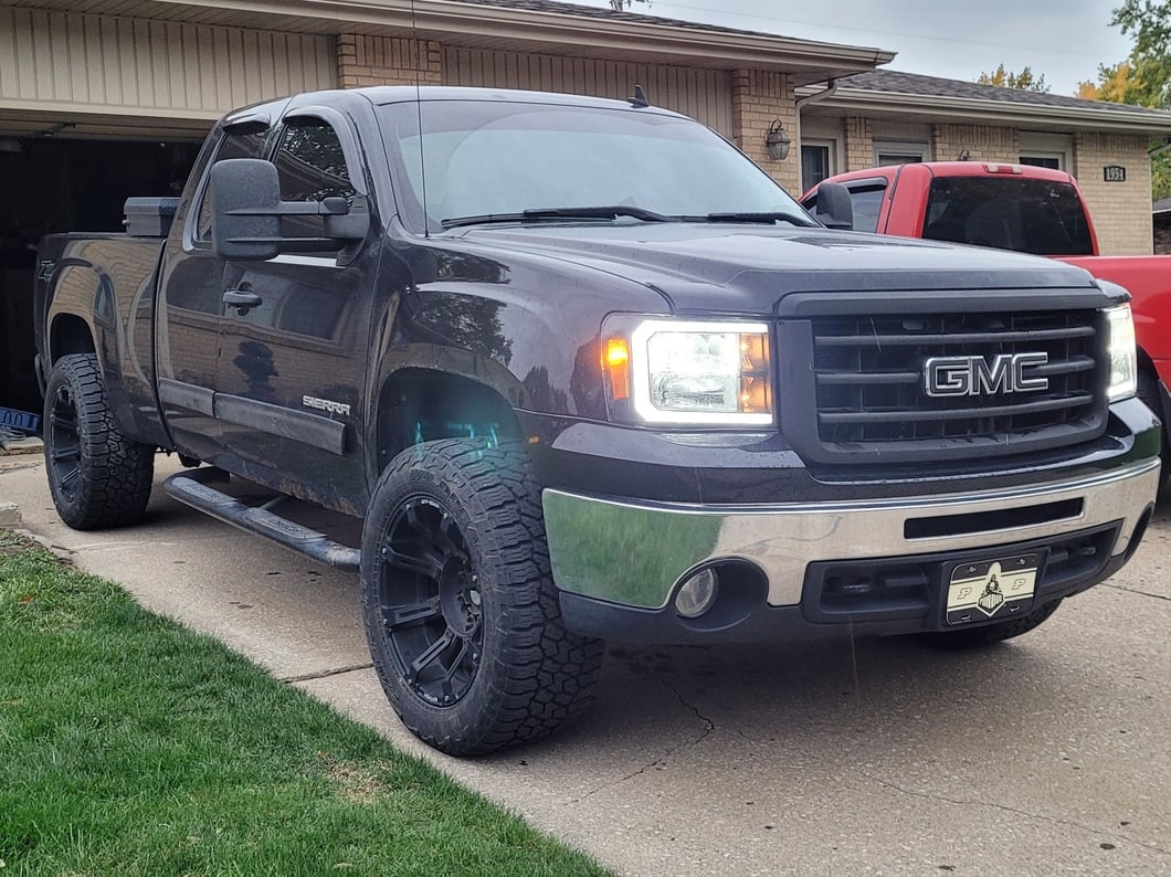 Raxiom Axial Series Headlights with LED Bar; Black Housing; Clear Lens (07-13 Sierra 1500)