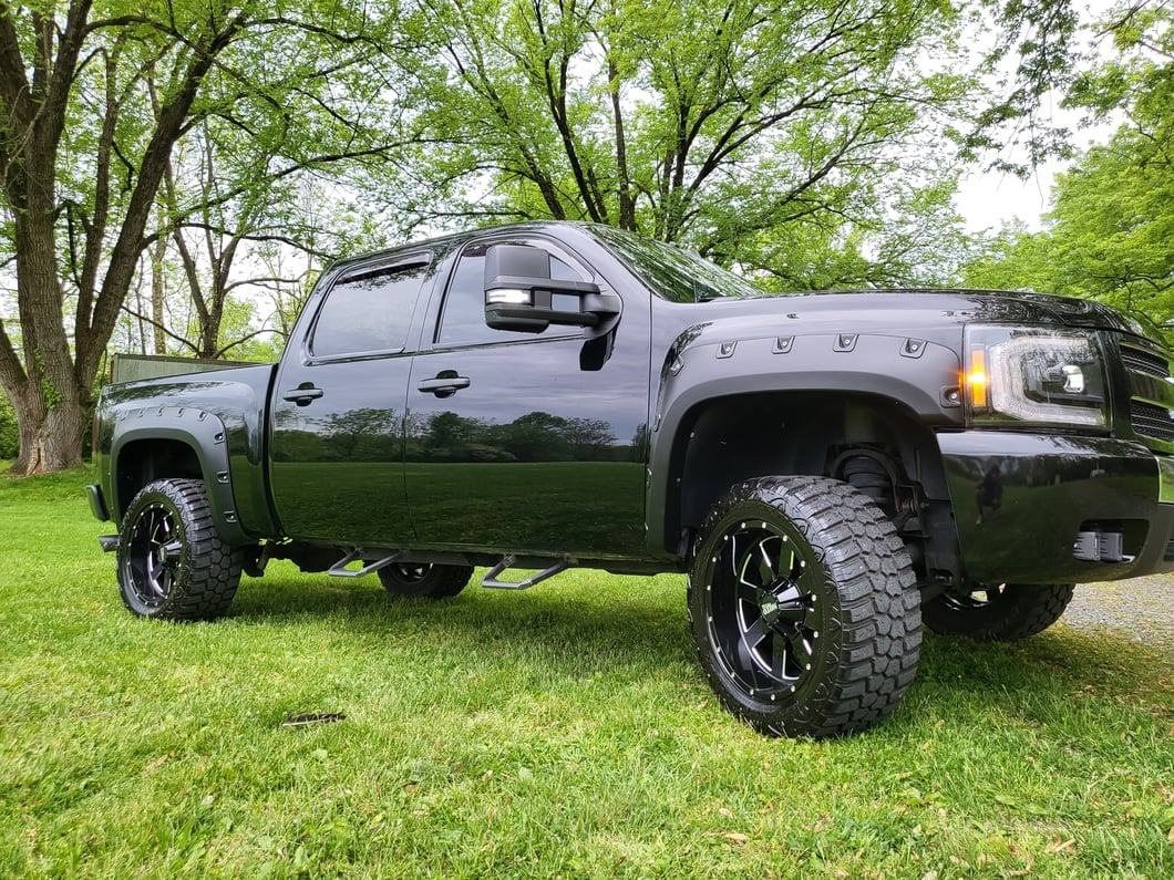 Raxiom LED Projector Headlights; Black Housing; Clear Lens (07-13 Silverado 1500)