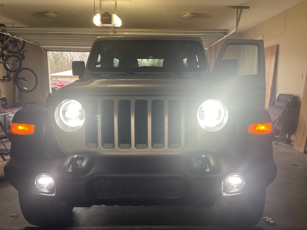 Raxiom Axial Series LED Fog Lights (18-25 Jeep Wrangler JL)