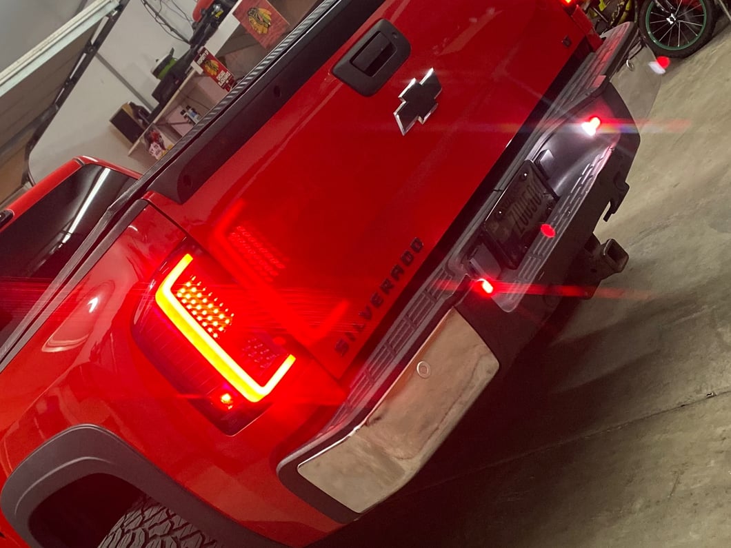 Raxiom Axial Series LED License Plate Bulbs (01-13 Silverado 1500)