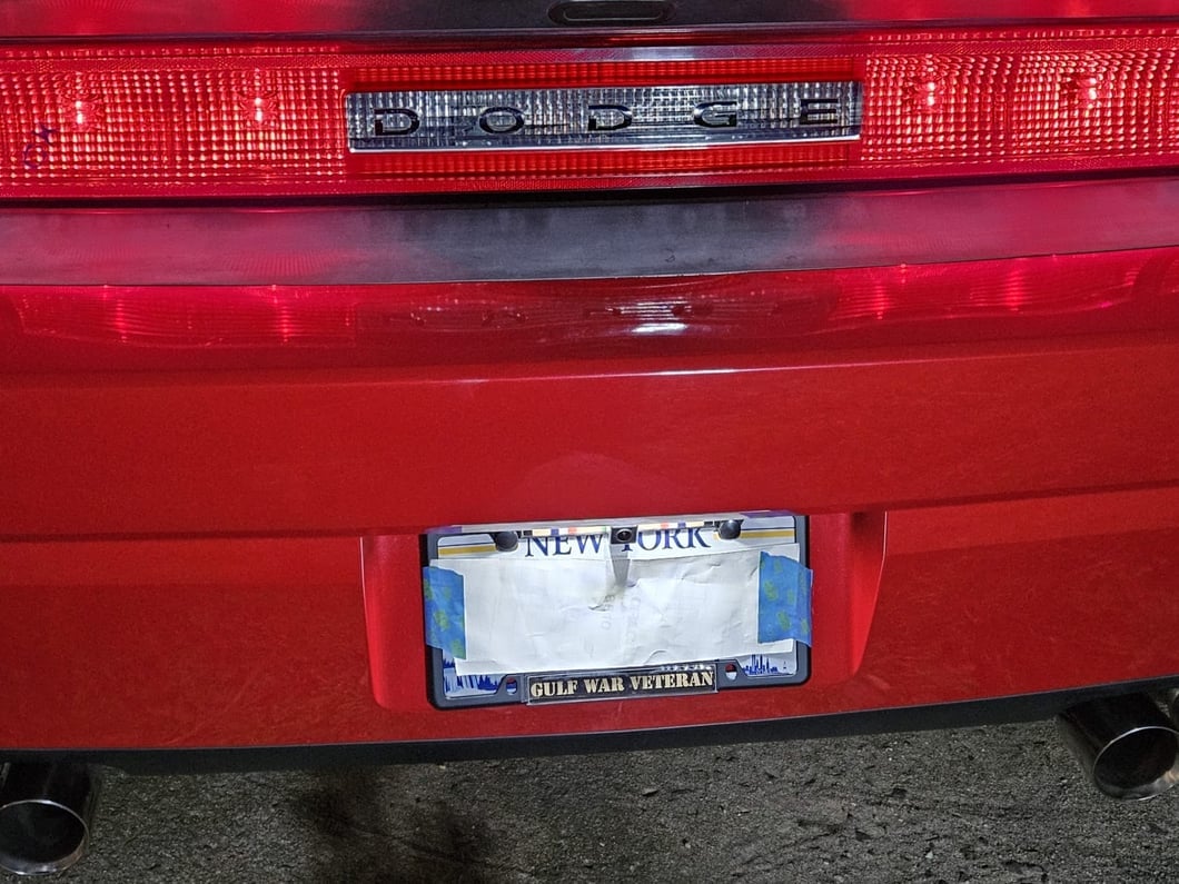 Raxiom Axial Series LED License Plate Lamp (08-14 Challenger)