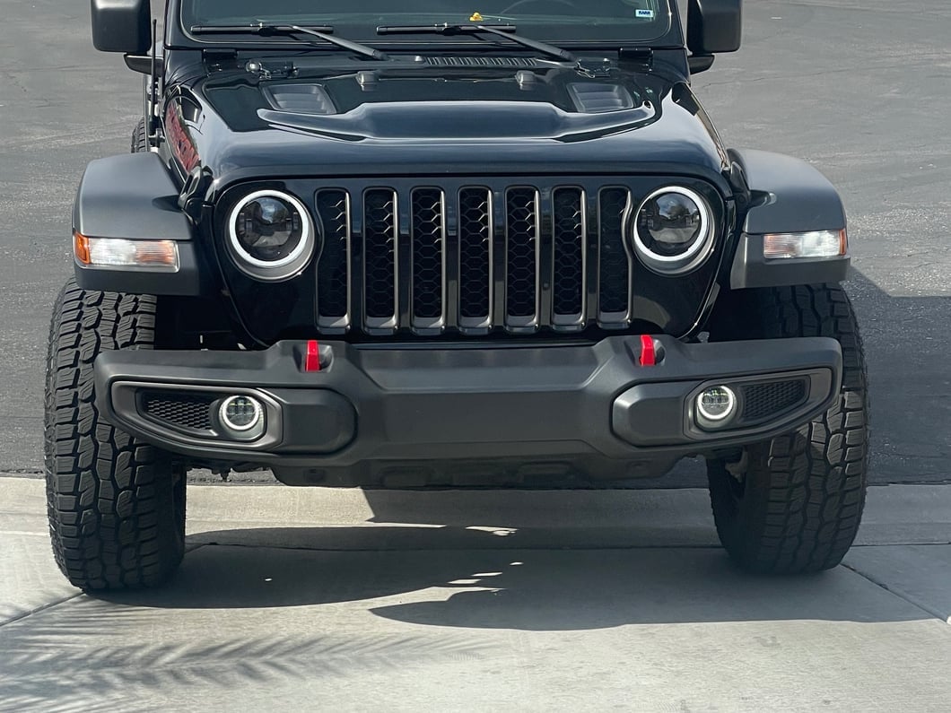 Raxiom Axial Series LED Fog Lights with Halo (20-25 Jeep Gladiator JT)