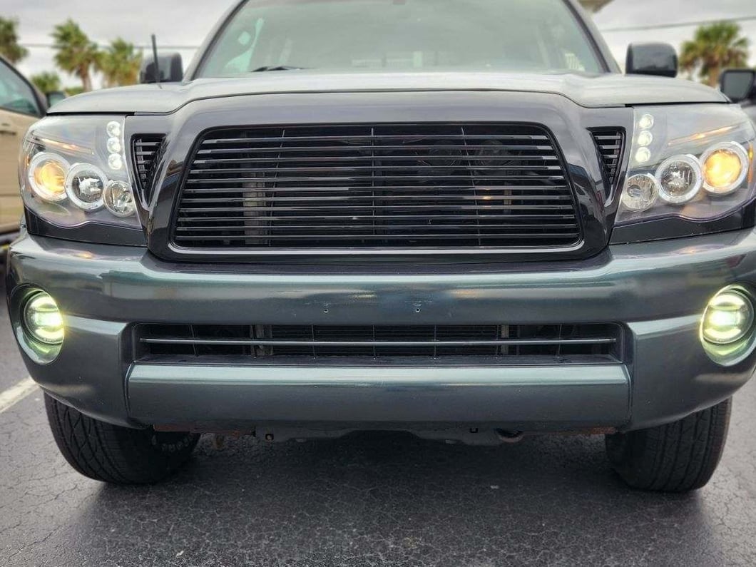 Raxiom Axial Series LED Fog Lights (05-11 Tacoma)