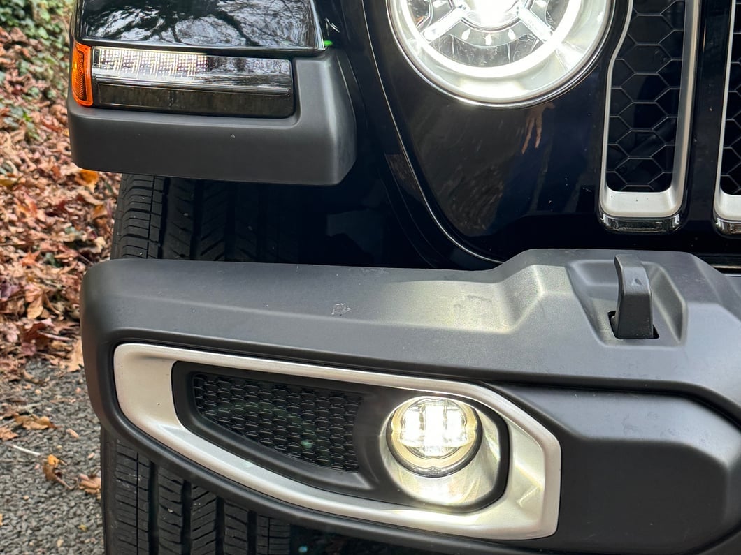 Raxiom Axial Series Angel Eye LED Fog Lights (20-25 Jeep Gladiator JT)