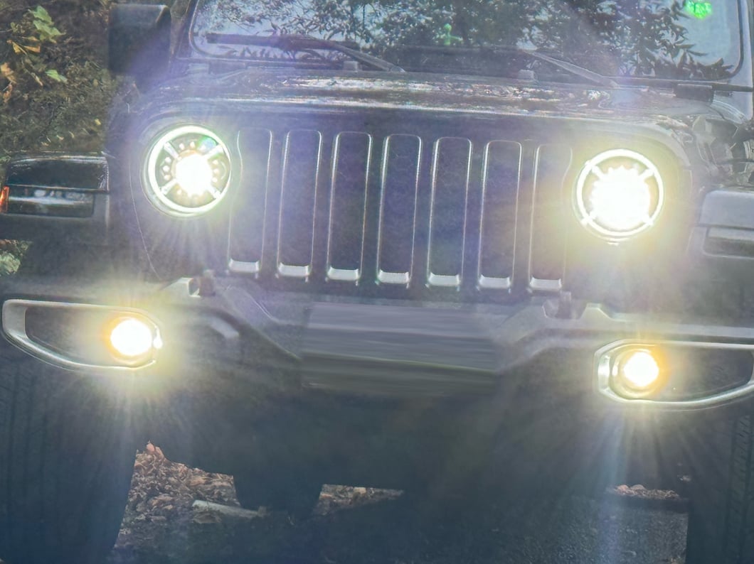 Raxiom Axial Series Angel Eye LED Fog Lights (20-25 Jeep Gladiator JT)
