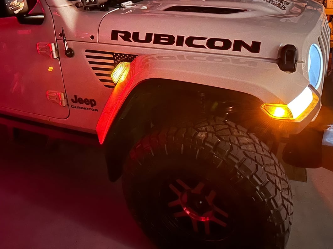 Raxiom Axial Series LED Side Marker Lights (20-25 Jeep Gladiator JT)