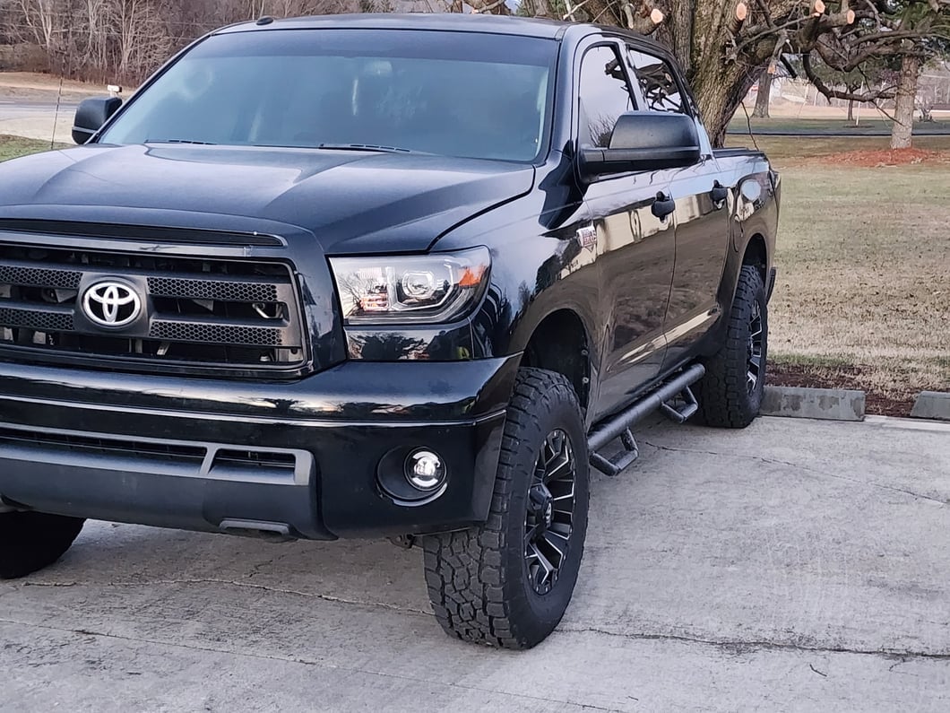 Raxiom Axial Series LED Fog Lights (07-13 Tundra)