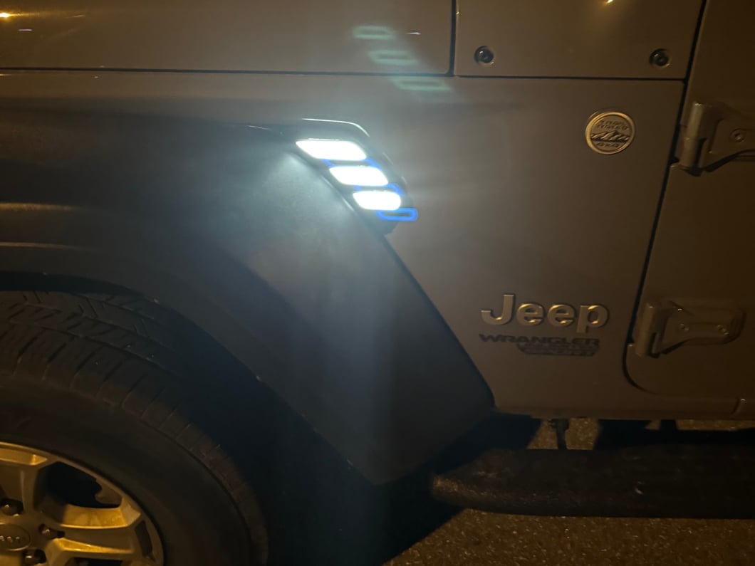 Raxiom Axial Series LED Fender Lights with Sequential Turn Signal Function (18-25 Jeep Wrangler JL)