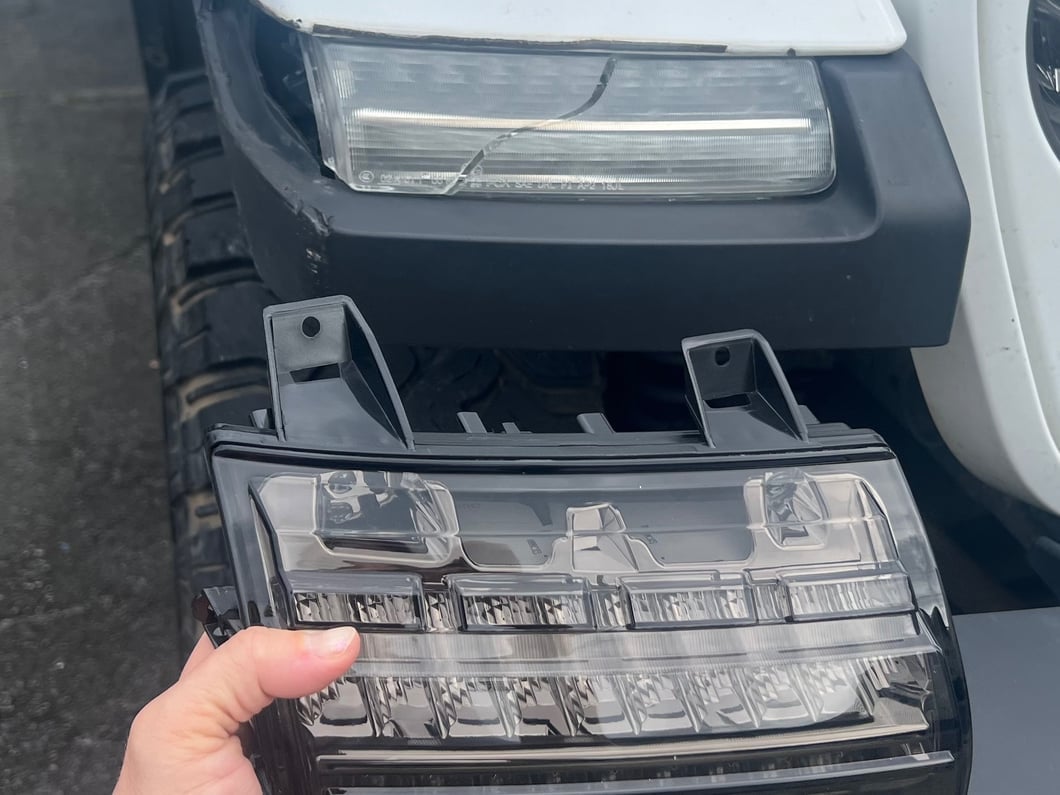 Raxiom Axial Series Sequential Turn Signal LED Side Marker Lights (20-25 Jeep Gladiator JT w/ Factory LED Light Package)