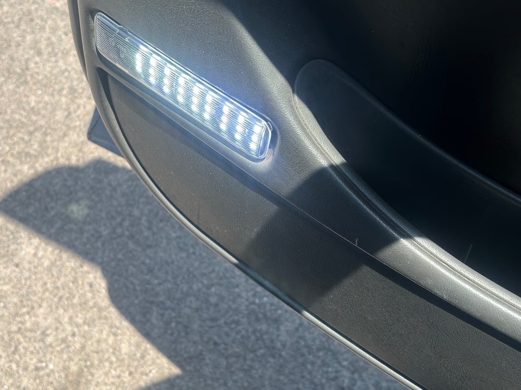 Raxiom Axial Series LED Courtesy Lamps (99-06 Silverado 1500)