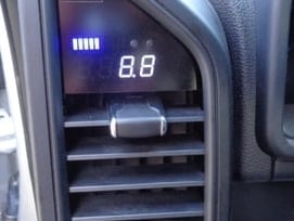 Raxiom Vent Integrated Boost Gauge without Vent Housing (15-20 F-150)