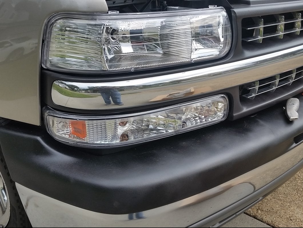 Raxiom Axial Series Euro Headlights; Chrome Housing; Clear Lens (99-02 Silverado 1500)