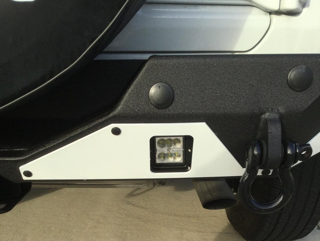 Raxiom Axial Series 3 Inch 6-LED Cube Light; Flood Beam