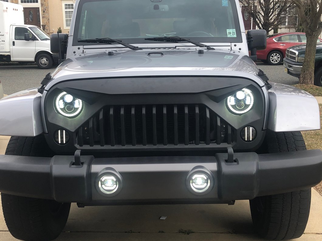 Raxiom Axial Series LED DRL Fog Lights (10-25 Jeep Wrangler JK & JL)