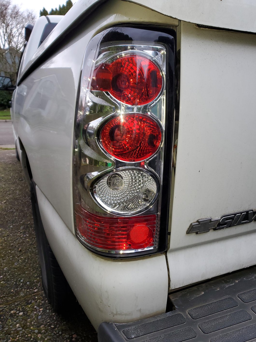 Raxiom Axial Series Tail Lights; Chrome Housing; Red/Clear Lens (03-06 Silverado 1500 Fleetside)