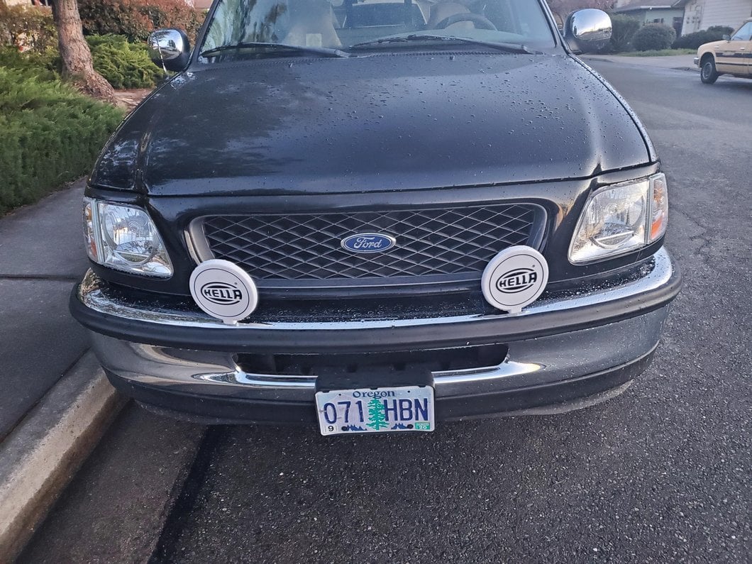 Raxiom G2 Euro Headlights with Parking Lights; Chrome Housing; Clear Lens (97-03 F-150)