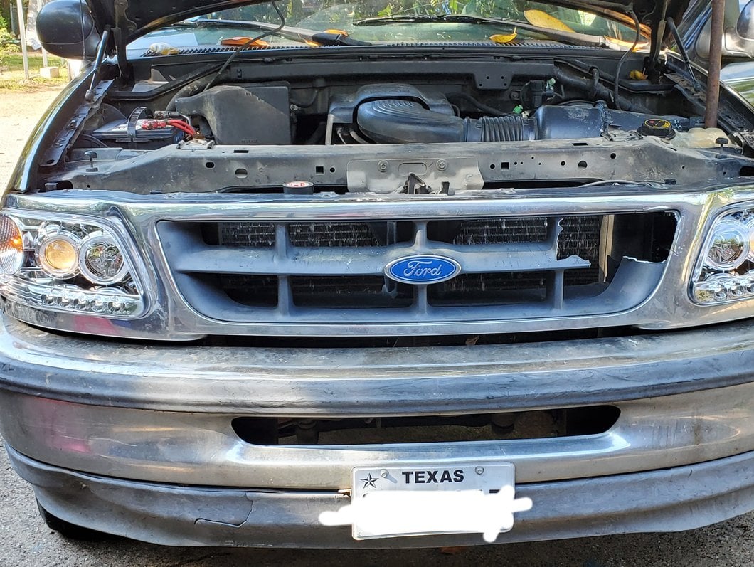 Raxiom LED Halo Projector Headlights; Chrome Housing; Clear Lens (97-03 F-150)