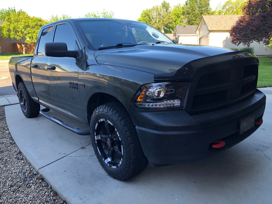 Raxiom LED Halo Headlights with Switchback Turn Signals; Black Housing; Clear Lens (09-18 RAM 1500 w/ Factory Halogen Non-Projector Headlights)
