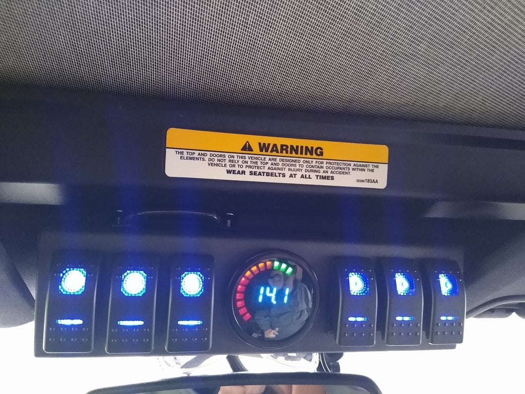 Raxiom Control Box with Switch Panel (07-18 Jeep Wrangler JK)