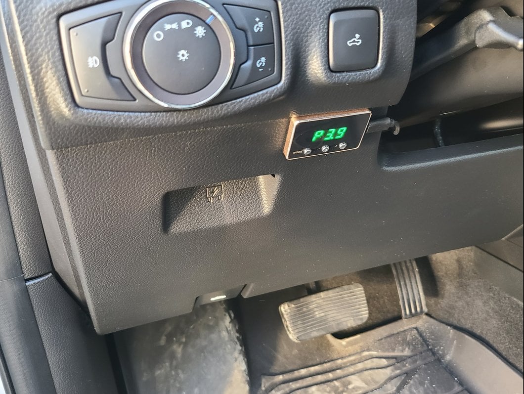 Raxiom SpeedForm Series Throttle Controller (19-25 Ranger)