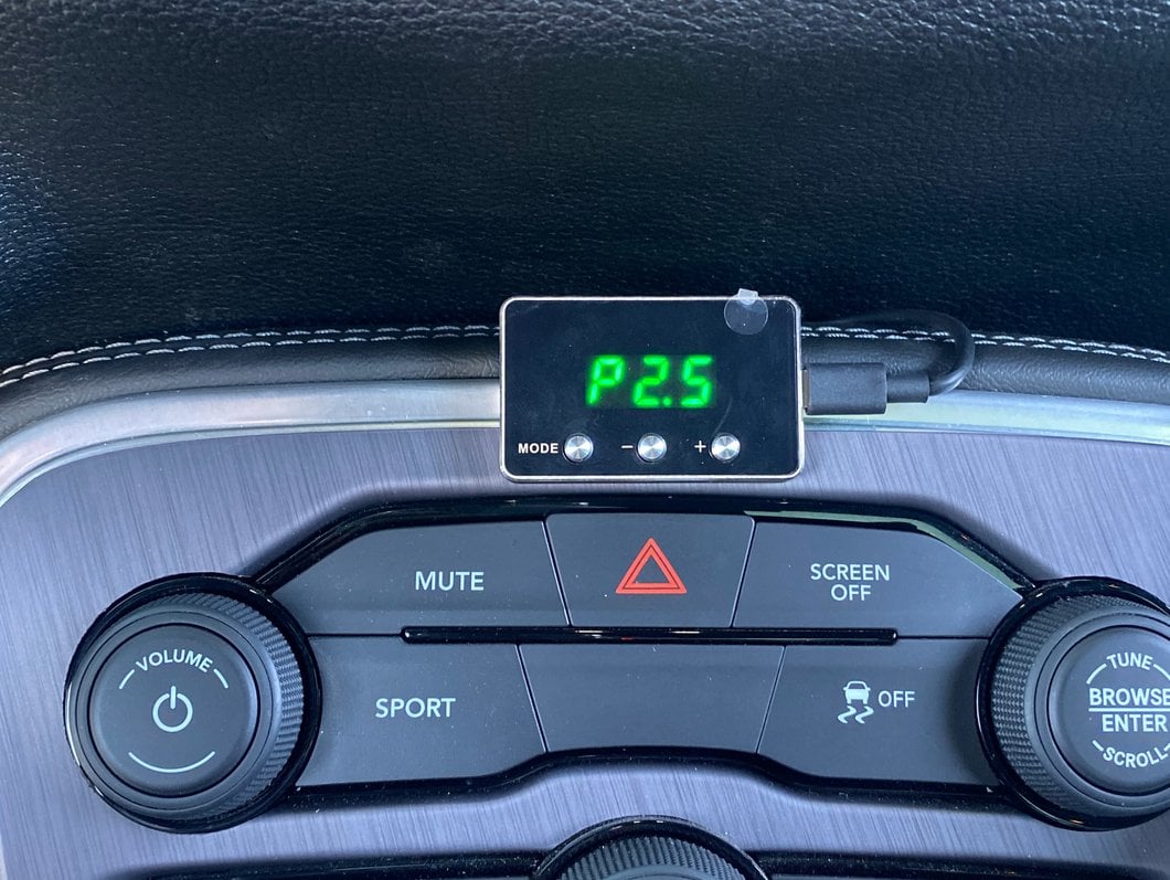 Raxiom SpeedForm Series Throttle Controller (07-23 Charger)