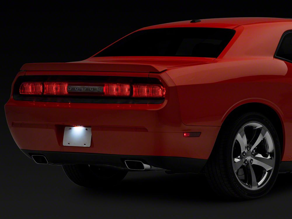 Raxiom Axial Series LED License Plate Lamp (08-14 Challenger)