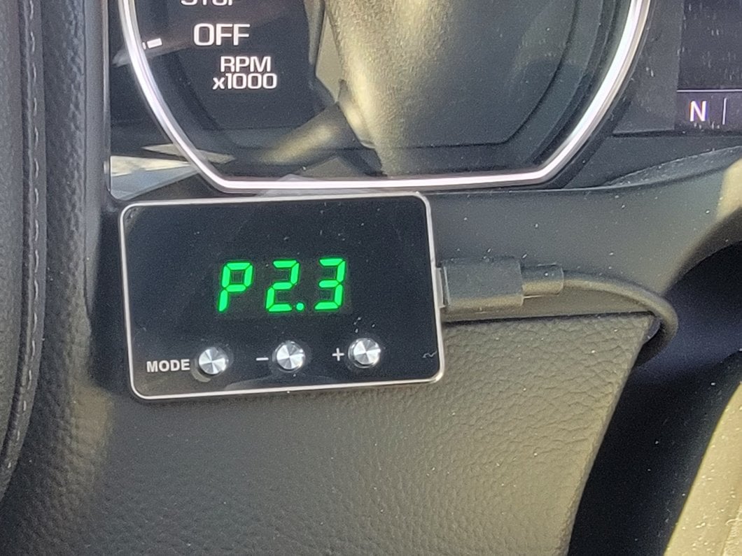 Raxiom SpeedForm Series Throttle Controller (19-25 Silverado 1500)