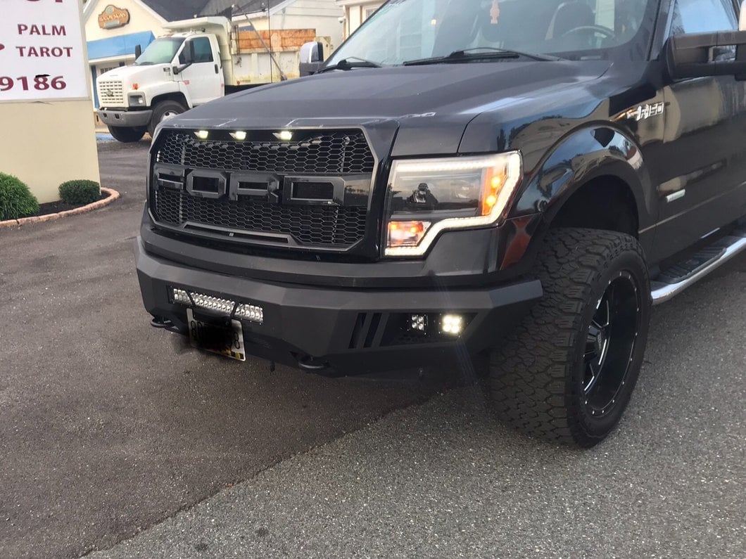 Raxiom Axial Series H10 Fog Light Wire Harness Adapter Set (99-25 F-150)