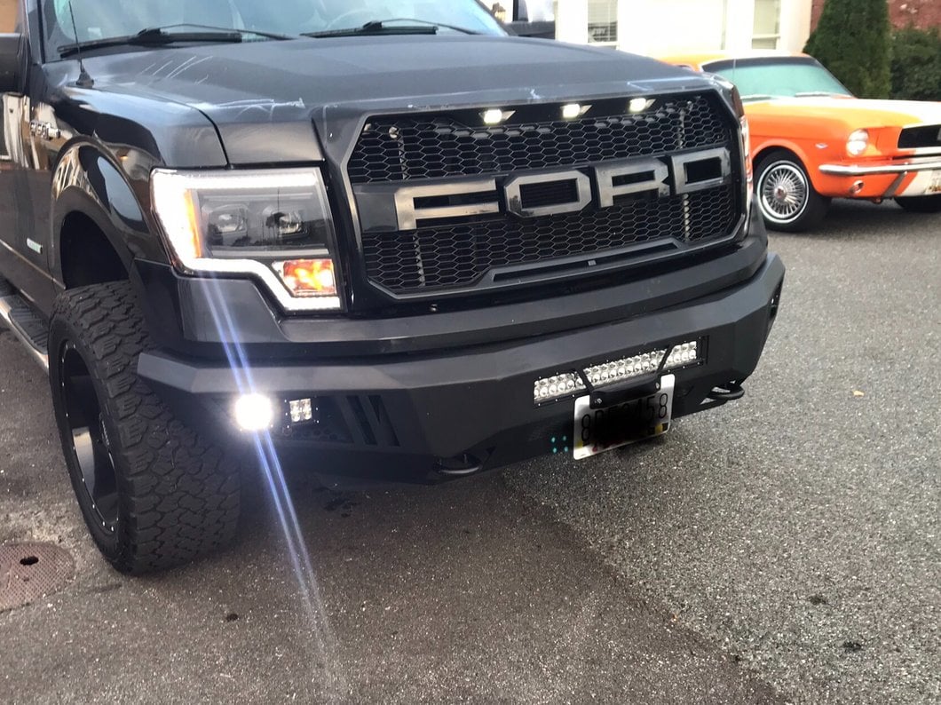 Raxiom Axial Series H10 Fog Light Wire Harness Adapter Set (99-25 F-150)