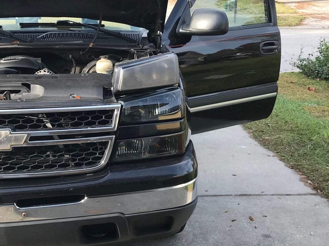 Raxiom Axial Series OEM Style Replacement Headlights; Chrome Housing; Smoked Lens (03-06 Silverado 1500)