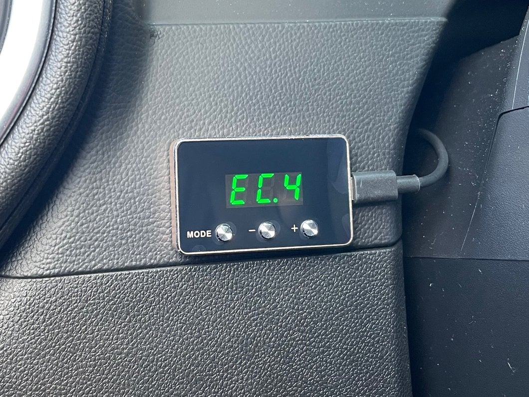 Raxiom SpeedForm Series Throttle Controller (19-25 Silverado 1500)