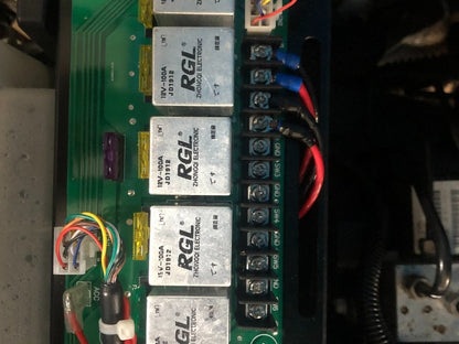 Raxiom Control Box with Switch Panel (07-18 Jeep Wrangler JK)