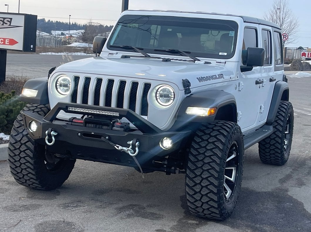 Raxiom Axial Series Switchback LED Front Turn Signal Light Bulbs (18-25 Jeep Wrangler JL)