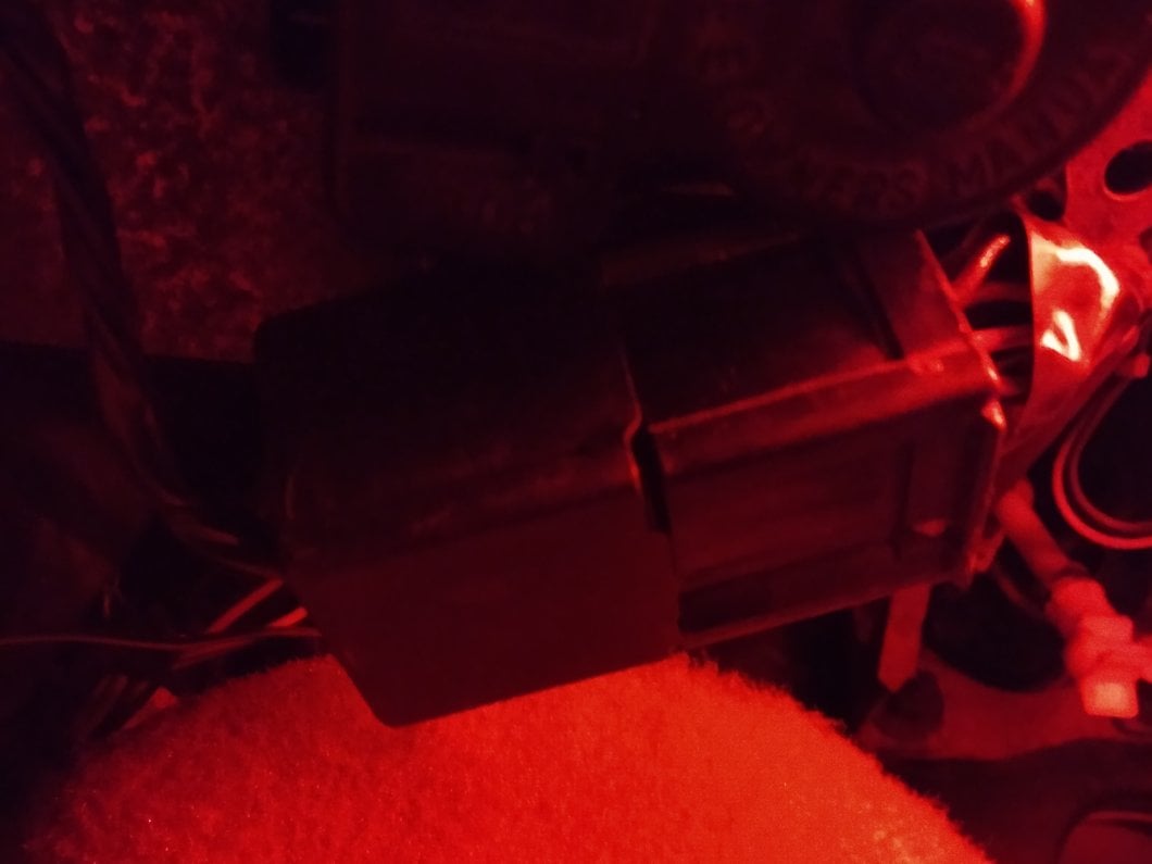 Raxiom Modified Turn Signal Flasher V2; LED (96-04 Mustang, Excluding 99-01 Cobra)