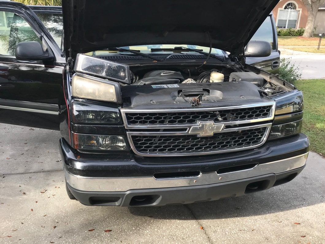 Raxiom Axial Series OEM Style Replacement Headlights; Chrome Housing; Smoked Lens (03-06 Silverado 1500)