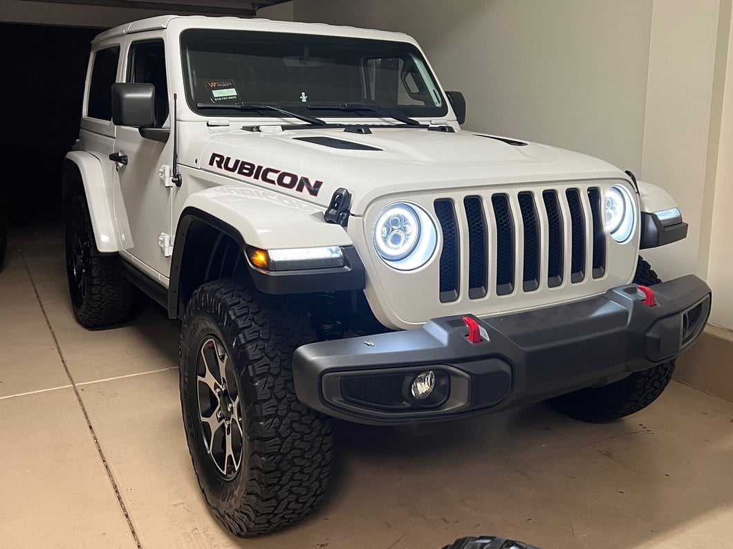 Raxiom Axial Series 7-Inch LED Halo Headlights with DRL, Amber Turn Signals and Headlight Adapter; Black Housing; Clear Lens (18-25 Jeep Wrangler JL)