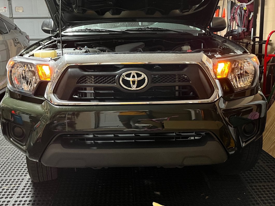 Raxiom Axial Series Headlights; Black Housing; Clear Lens (12-15 Tacoma)